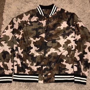 Camo Jacket - men’s size small